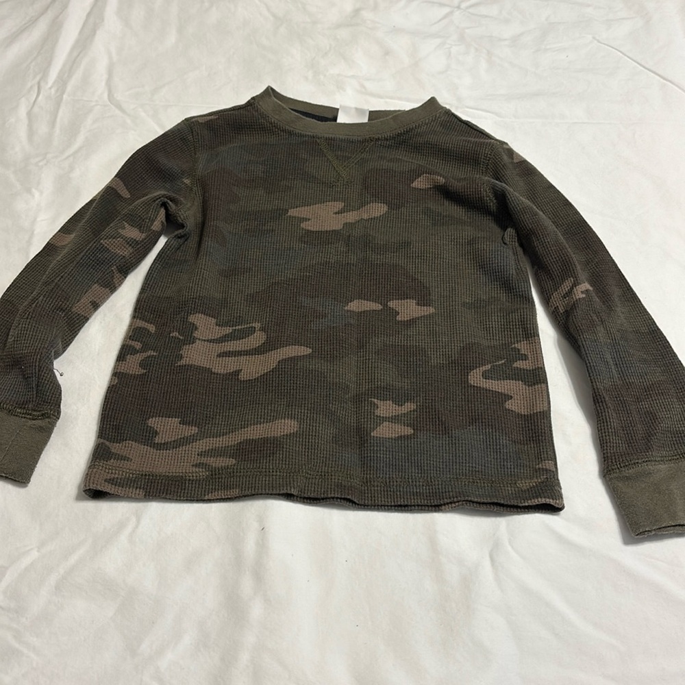 Crazy 8 size 3T camouflage boys long sleeve warm shirt- greens and browns